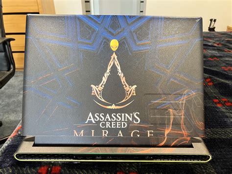 Alienware M18 Skin 的图像结果