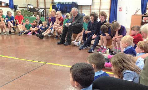 Chris and Penny from East Garston Meeting visit Shefford Primary School - Mid Thames Area Quaker ...
