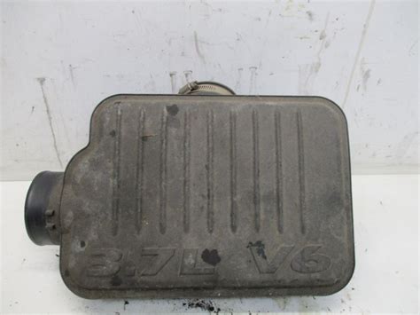 Filter, Air Filter Housing Box for JEEP CHEROKEE (KK)