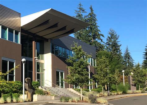 Our Clinic | Eye Clinic of Edmonds