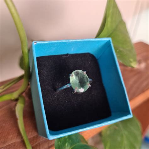 Green Fluorite Ring To Dissipates Emotional Trauma – Dr. Neeti Kaushik ...