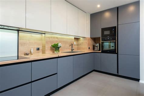 Who Invented The Microwave - About Percy Lebaron Spencer