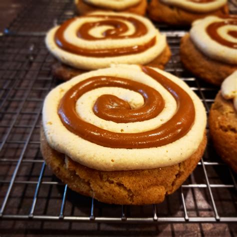 Dulce de Leche Cookies! : r/Baking