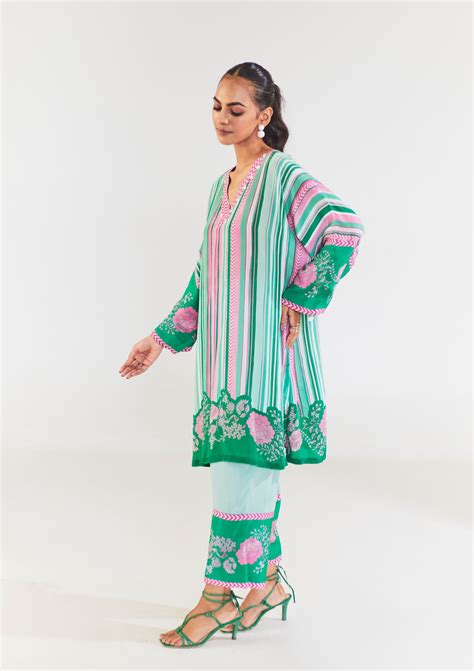 Peas In A Pod Teal and Pink Kaftan Kurta Set – Seeaash