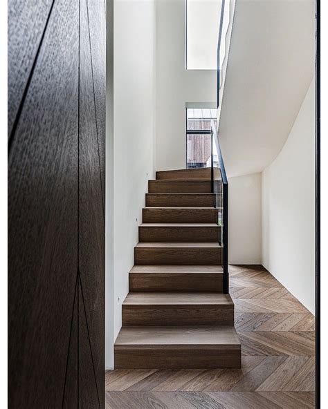 European Oak Wood Stair Treads and Risers