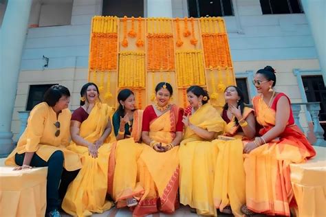 Indian Wedding Group Photo Poses And Ideas For Your Dream Wedding