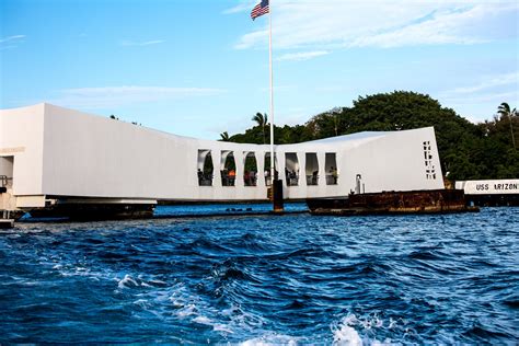 SpeediShuttle | Pearl Harbor Tours | USS Arizona Tours
