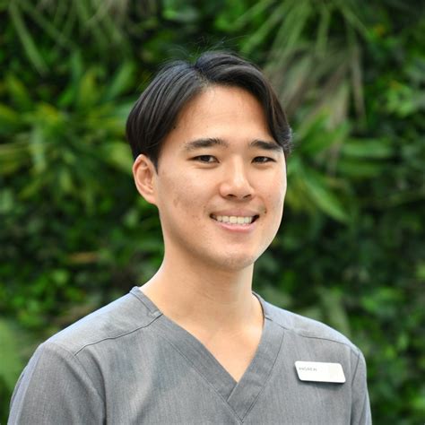 Dentist Warrawong - King Street Dental Clinic in Warrawong