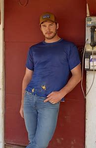 Image result for Chris Pratt Wearing a T-Shirt