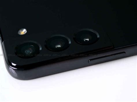 Samsung Galaxy S22+ Review : Don't ignore this middle child