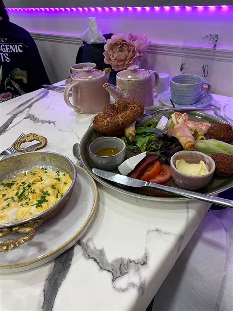 DELUNA CAFE, Cambridge - Updated 2024 Restaurant Reviews, Photos ...