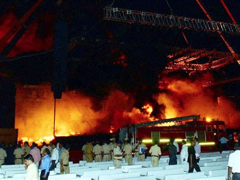 Flames seen at Make in India event - Massive fire at 'Make in India ...