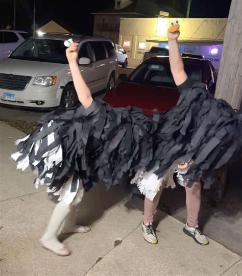 Clever halloween costumes, Fun halloween outfits, Cute couple halloween costumes