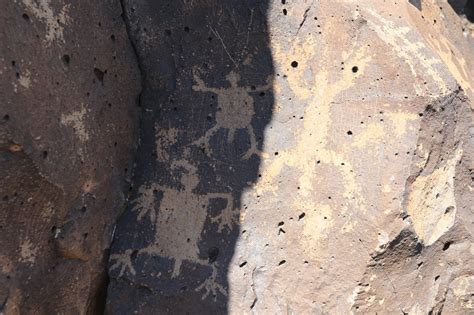 gjhikes.com: La Cieneguilla Petroglyphs