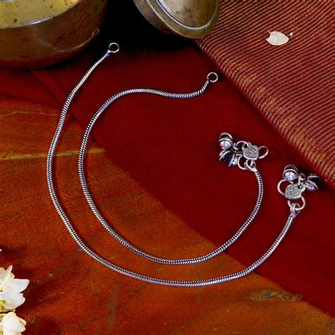 Teejh Single Line Silver Oxidized Ghungroo Anklets