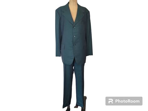 Buy Vintage Mens Bespoke Suit by James S Lee, Hong Kong. Dated 1972 ...