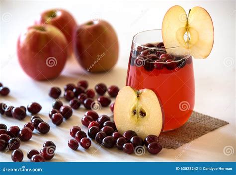 Cranberry Apple Juice in a Glass Stock Photo - Image of drink, apple ...