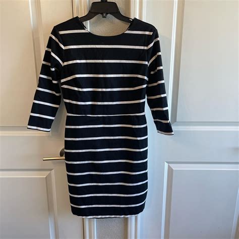 Black and White Business-Casual 的图像结果