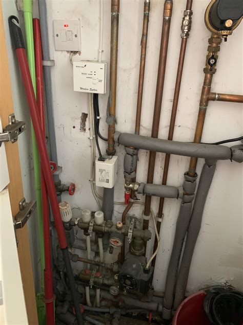 Installing Nest E, 2-zone with underfloor heating help. : r/DIYUK