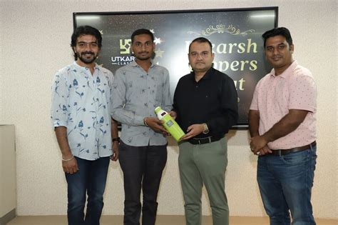 Image result for Lab Assistant Classes 2022 by Utkarsh Classes