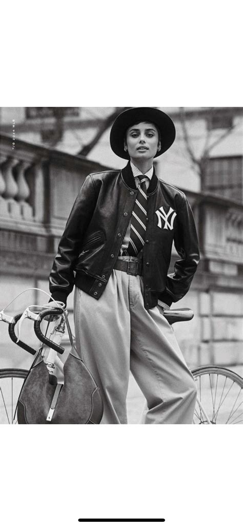 Womens Yankee Apparel New York Yankees Women's Gear, Yankees Women's ...