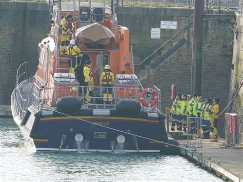 English channel rescue: Four migrants dead and 43…