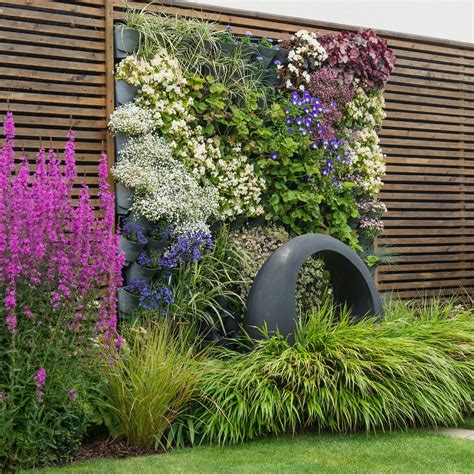 7 best fast-growing hedges to ramp up your garden's privacy | Ideal Home