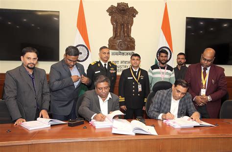 Press Release:Press Information Bureau