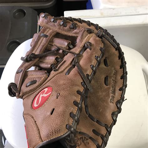 rawlings 1st baseman glove for Sale in Ceres, CA - OfferUp