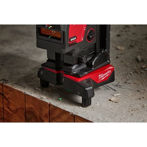 Wireless Laser Alignment Base w/Remote | Milwaukee Tool