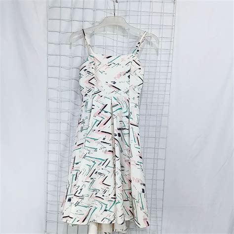 The Tinsel Rack White Motif Dress, Fesyen Wanita, Pakaian Wanita, Gaun ...