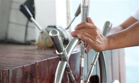 How to Fix Boat Steering Problems 的图像结果