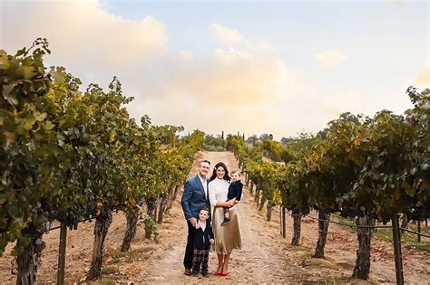 Top 5 Family Friendly Wineries in Temecula - lonibrookephotography.com