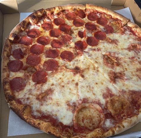 Local Pizza Place Community 的图像结果