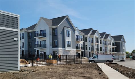 Seasons at Hoffman Estates