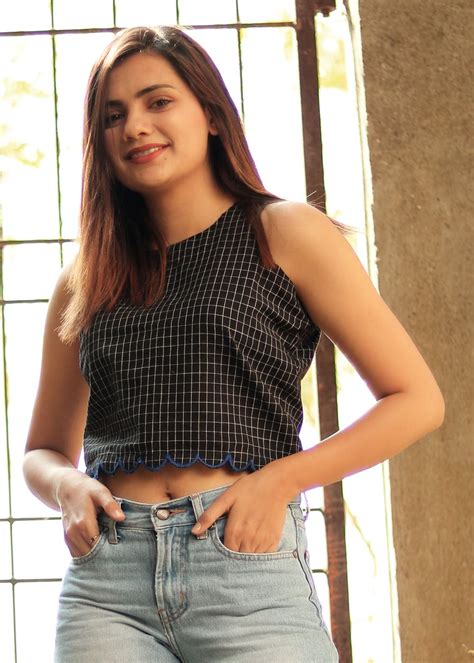 Get Scallop Hem Detail Black Checkered Crop Top at ₹ 850 | LBB Shop