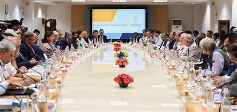 PM interacts with economists and experts on the theme Economic Policy ...