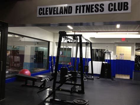 Cleveland Fitness Club offers lots of types of weight equipment ...