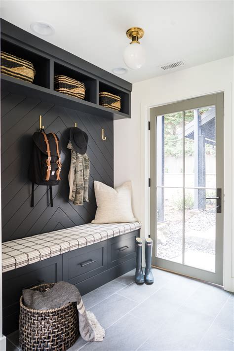 25 Clever Mudroom Ideas and Storage Hacks