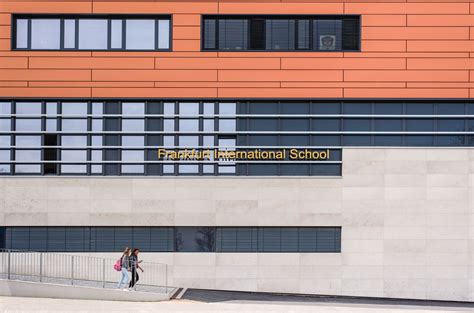 Frankfurt International School - References - Extremis
