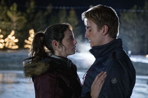 Netflix's 'Spinning Out' Is Binge-able, Satisfying Melodrama ...