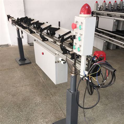 冲床自动送料机（小型）-潍坊和邦工业装备有限公司