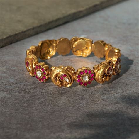Red Kundan Silver Kada Online 92.5 Bridal Screw Bangle Design
