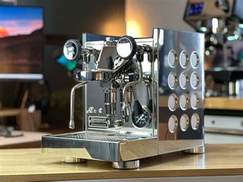 First Espresso Machine 的图像结果