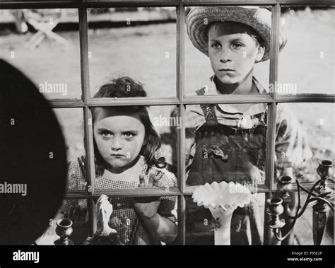 Original Film Title: THE NIGHT OF THE HUNTER. English Title: THE NIGHT ...