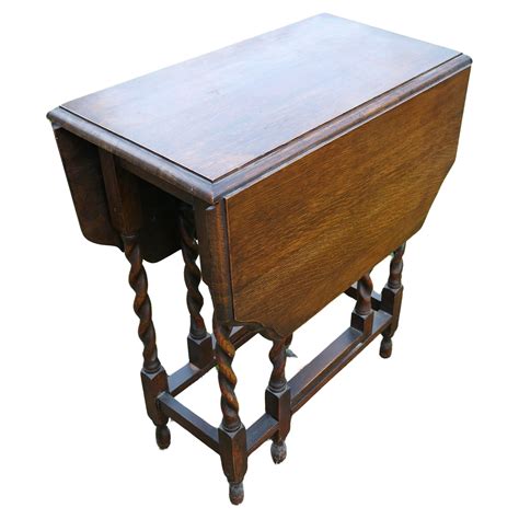 A Good Solid Oak Victorian Gate Leg Table The table is made from solid ...