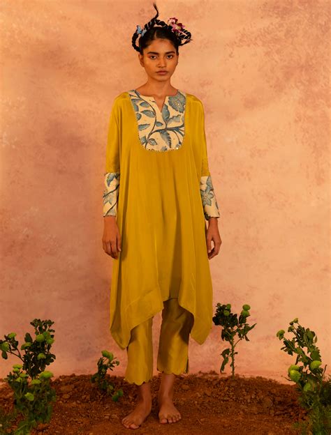Mint-Yellow Kalamkari Panel Kaftan Set – Aamra by Lavanya