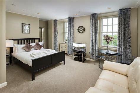 DUNEDIN APARTMENTS (Edinburgh, Scotland) - Apartment Reviews & Photos ...