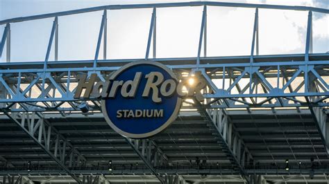 LaLiga players opposed to Barcelona vs. Villarreal in Miami - ESPN