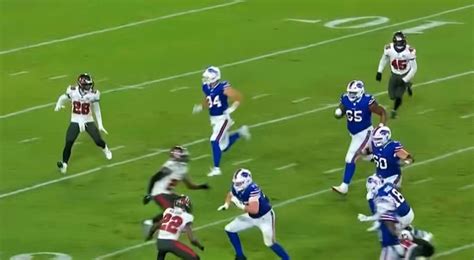 Shilo Sanders Education